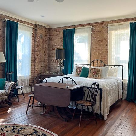 Tanglewood Inn Greenville Extérieur photo