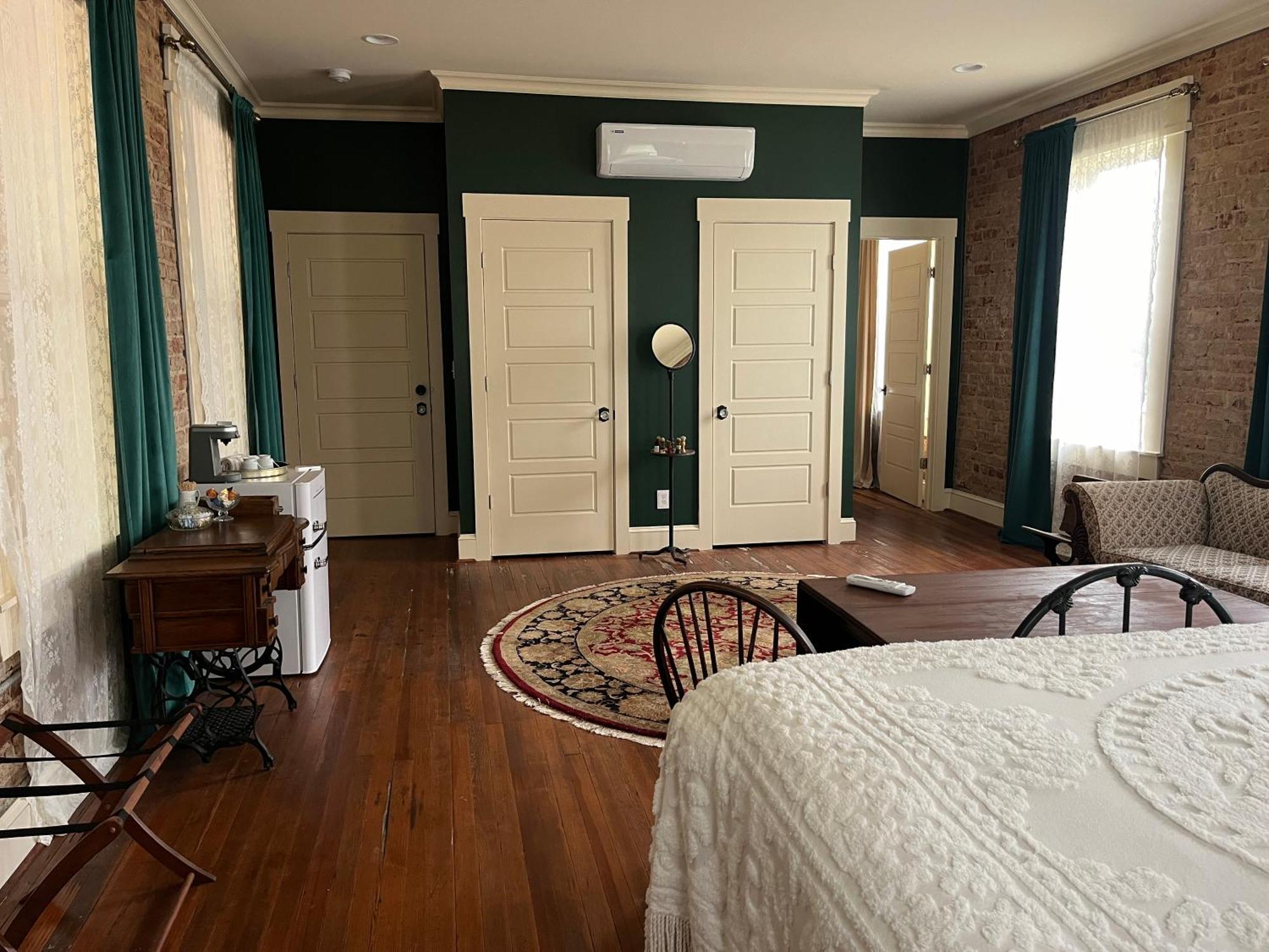 Tanglewood Inn Greenville Extérieur photo