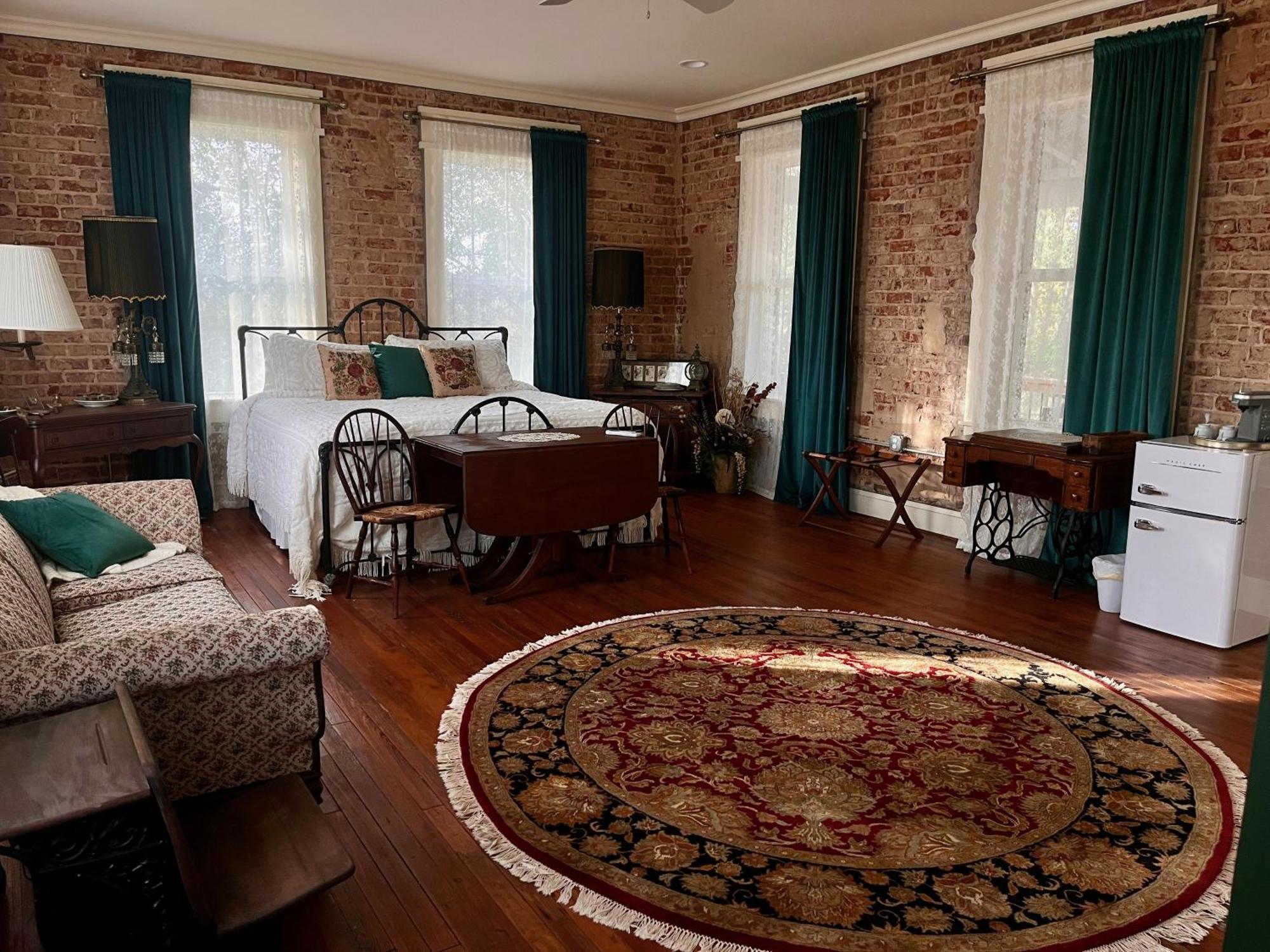 Tanglewood Inn Greenville Extérieur photo