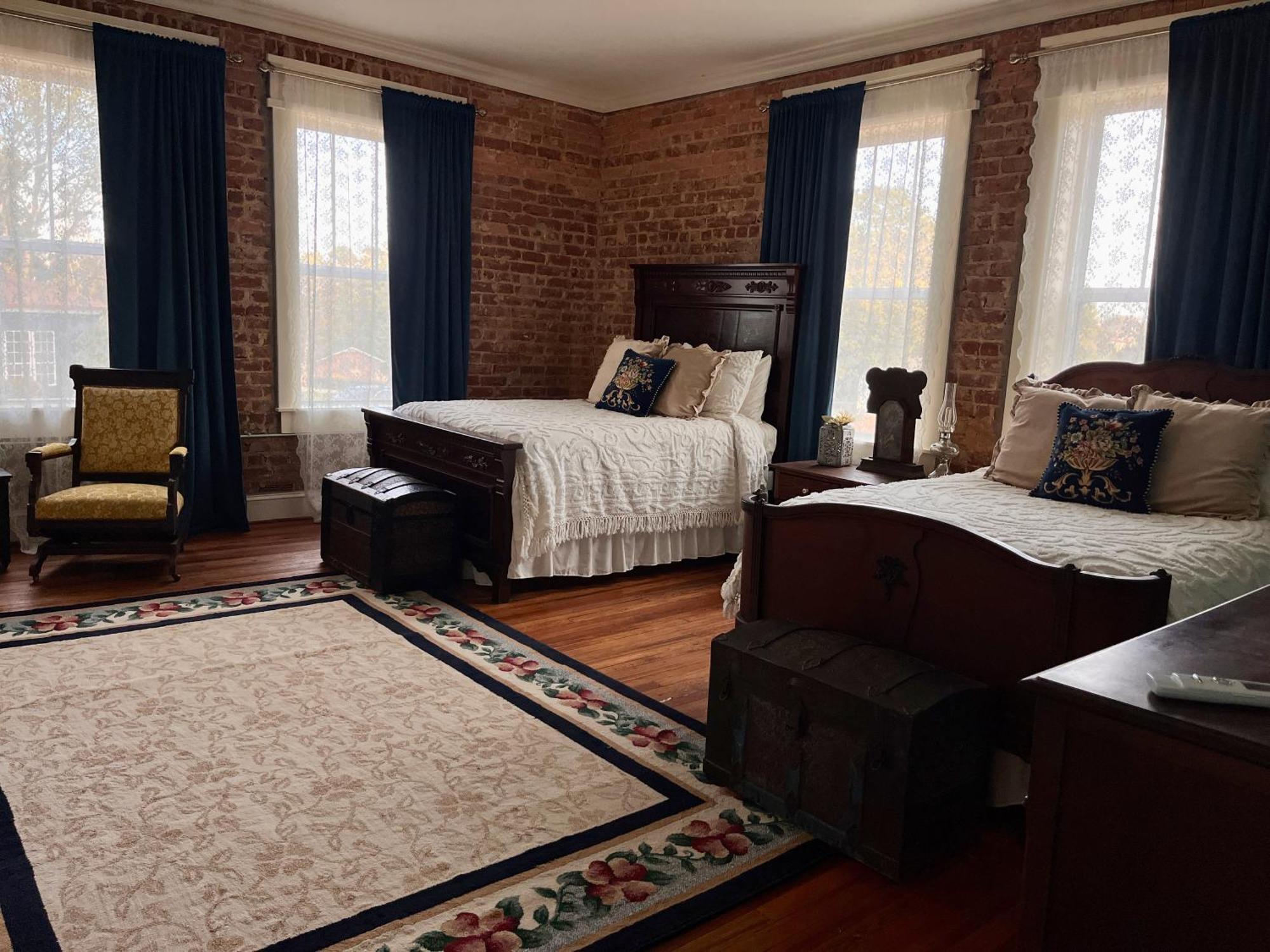 Tanglewood Inn Greenville Extérieur photo